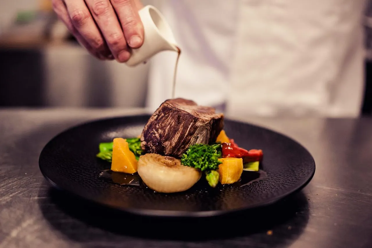Delta Hotel Vlaardingen 4*,